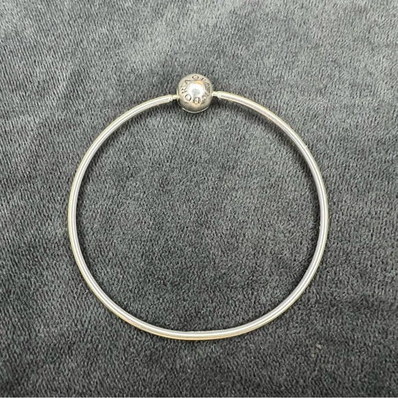 RETIRED Pandora ESSENCE Bangle - Picture 2 of 3